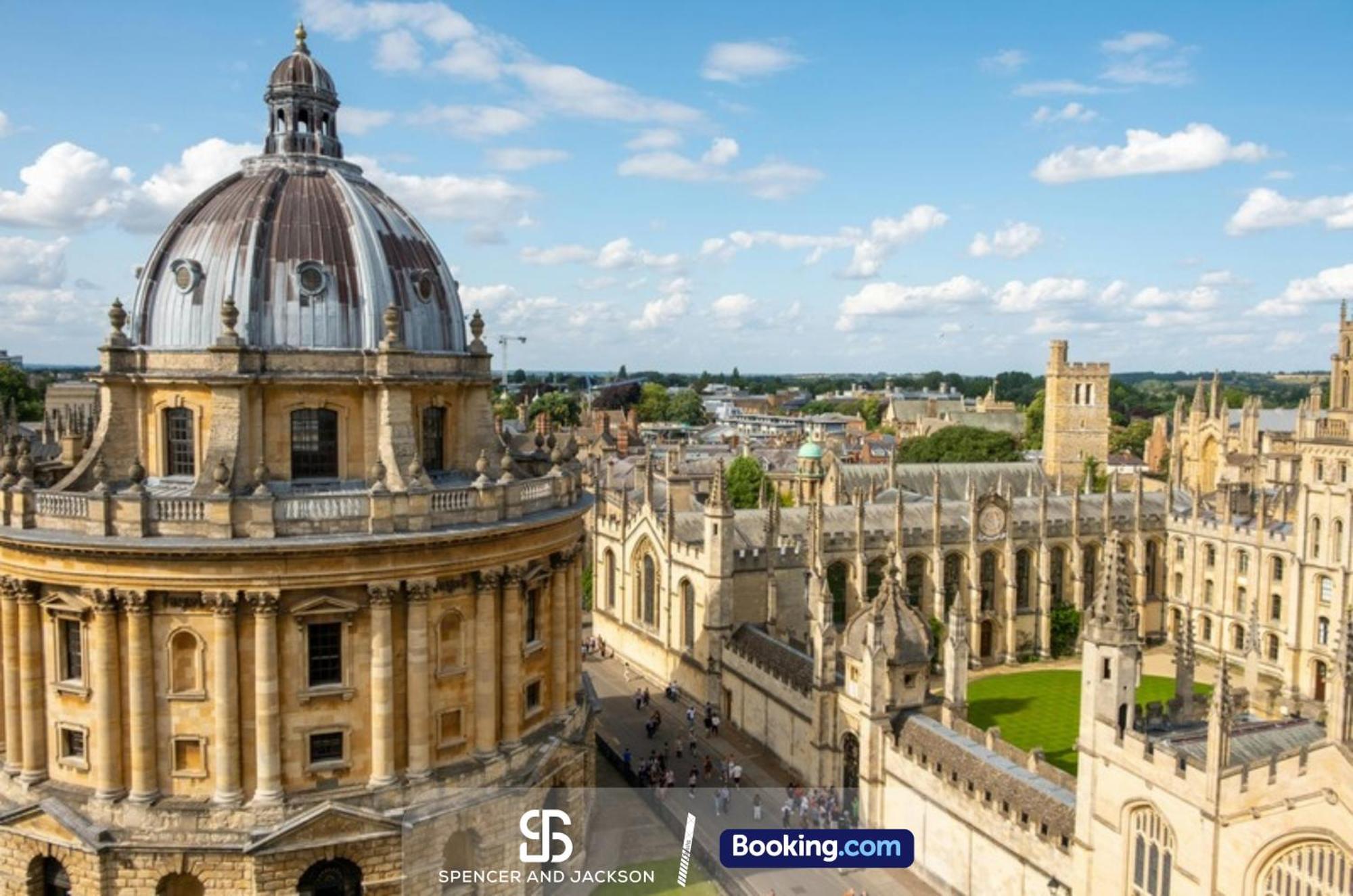 1 Bedroom City Centre Apartment Near The University And Bodleian Library By Spencer And Jackson Short Lets & Serviced Accommodation Oxford Bagian luar foto